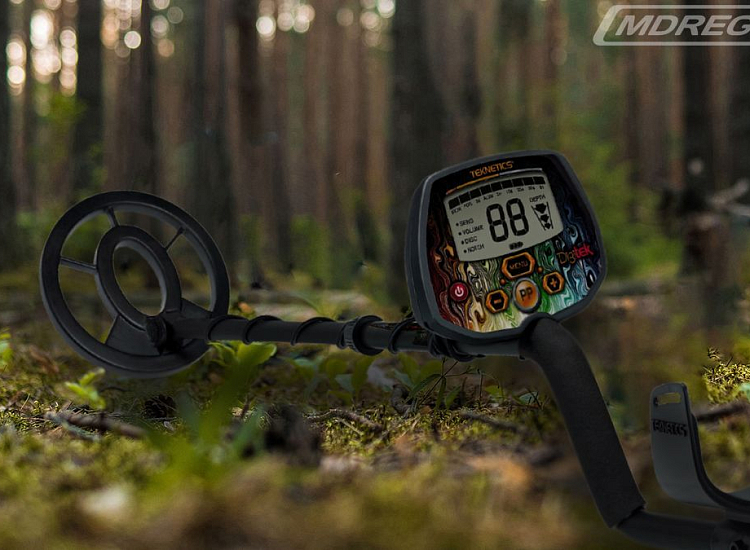 А как насчет недетского металлоискателя Teknetics Digitek?